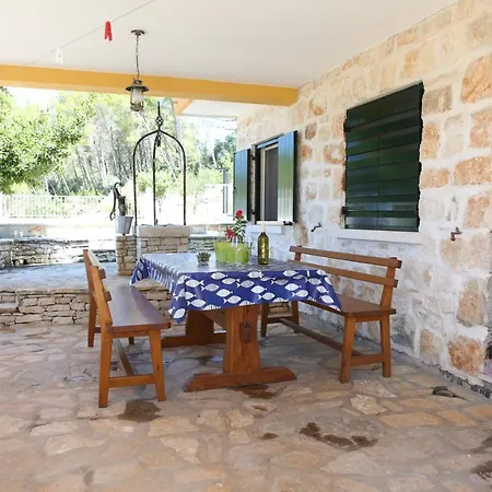 Holiday House Gabrijel *