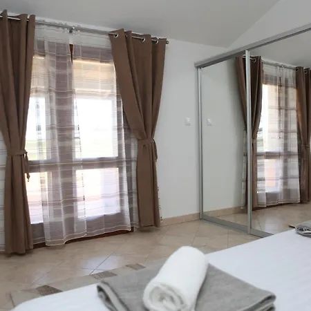 Holiday House Gabrijel * Завалатица